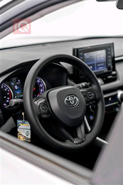 تۆیۆتا ڕاڤ 4